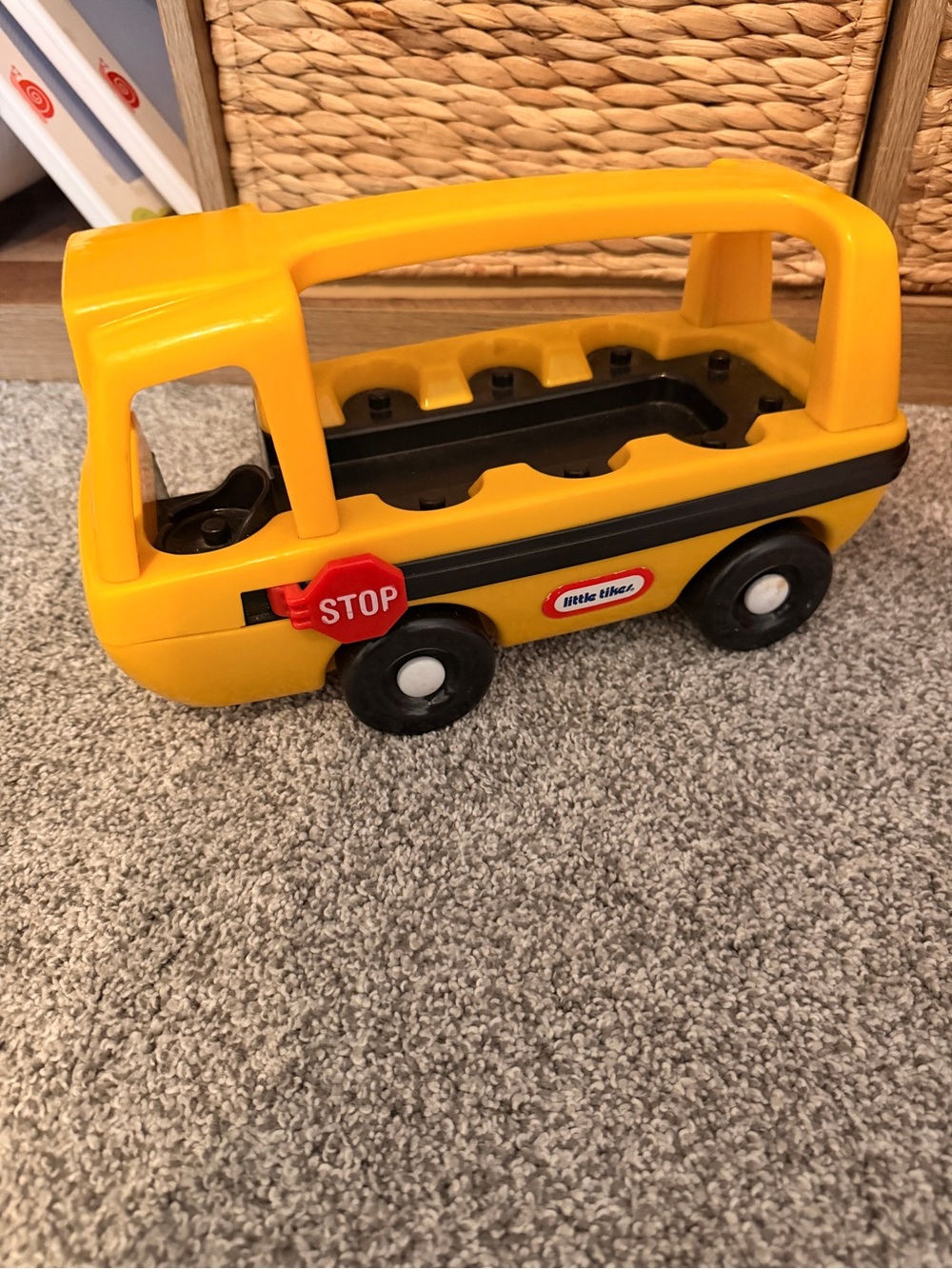Little Tikes Vintage School Bus